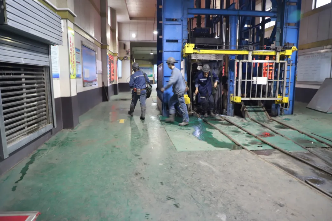 1760422591668929.jpg 1760422591668929.jpg